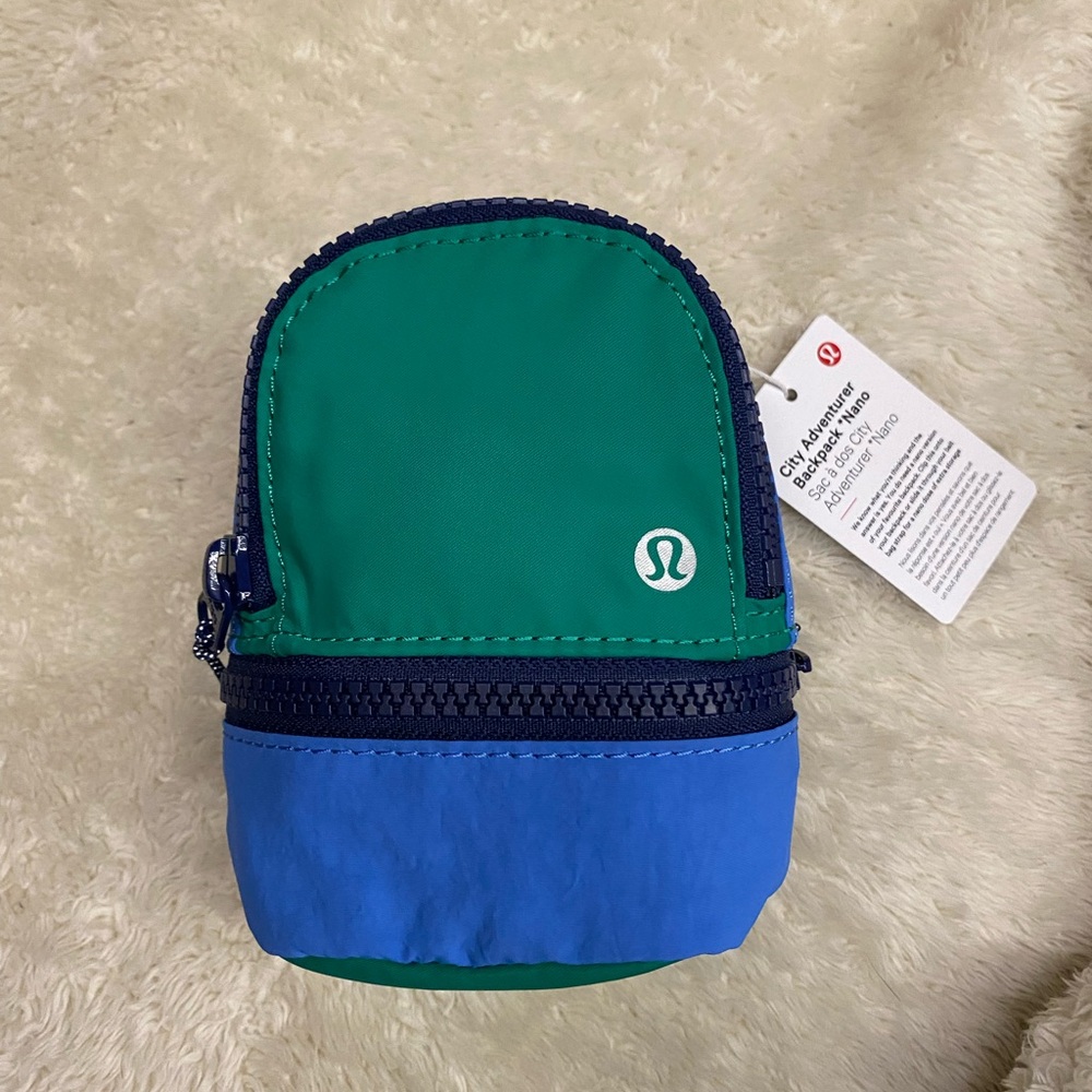 Lululemon city adventure backpack Nano Blue and Green NWT